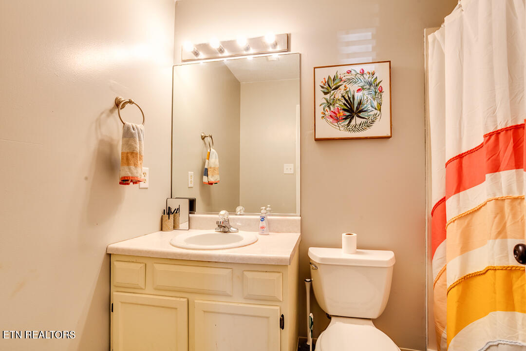 8074 Intervale Way Powell, TN 37849 - Photo 20 of 26 021241130-1-8074IntervaleWayPowellTn-SCR