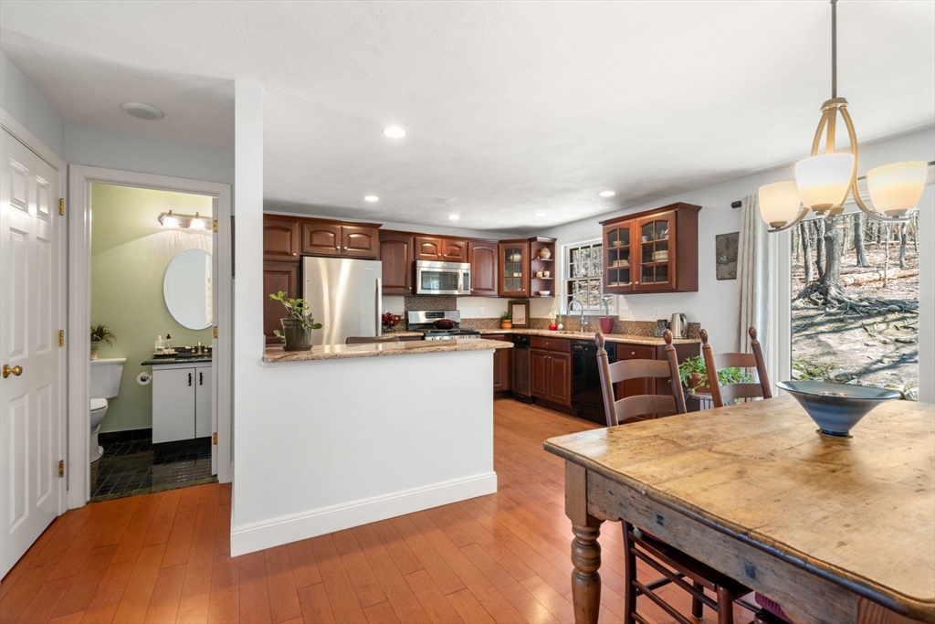 10 Apple Ridge Road, Unit 5 Maynard, MA 01754 - Photo 7 of 29