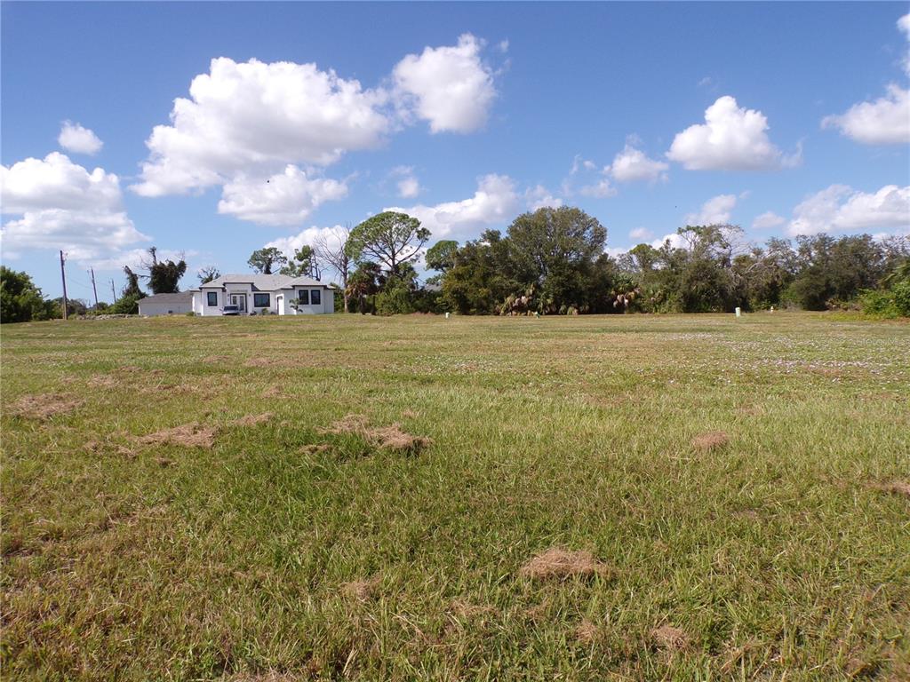 201 Redwood Road Rotonda West, FL 33947 - Photo 38 of 52 Gallery Image 38