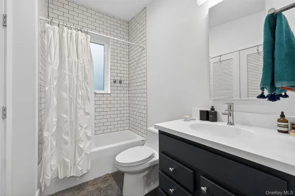 $525,000 | 119 Lenni Lenape Road, Narrowsburg, NY 12764