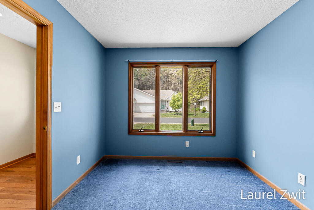17020 Grandview Drive Spring Lake, MI 49456 - Photo 13 of 42 17020GrandviewDr-13LoRes