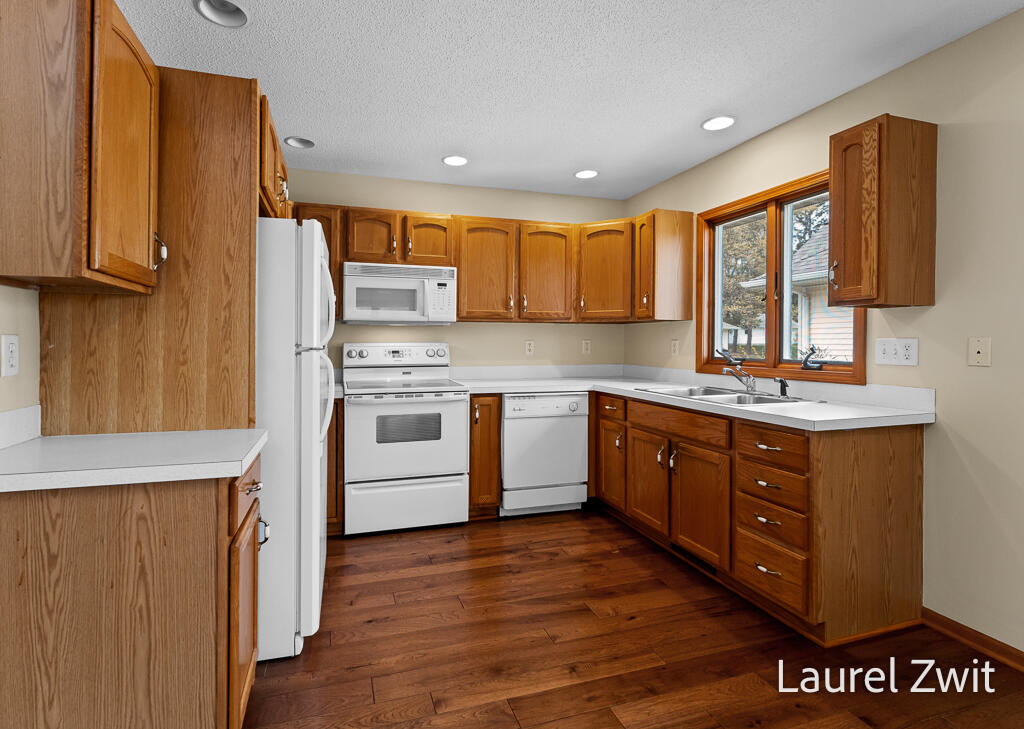 17020 Grandview Drive Spring Lake, MI 49456 - Photo 22 of 42 17020GrandviewDr-22LoRes