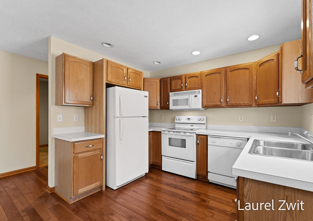 17020 Grandview Drive Spring Lake, MI 49456 - Photo 23 of 42 17020GrandviewDr-23LoRes