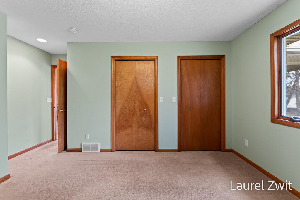 17020 Grandview Drive Spring Lake, MI 49456 - Photo 26 of 42 17020GrandviewDr-26LoRes