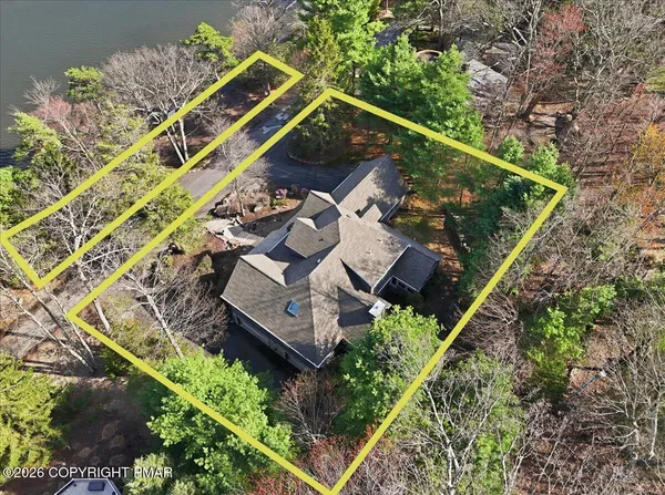 $2,999,000 | 109 South Lake Drive, Headland, PA 36345
