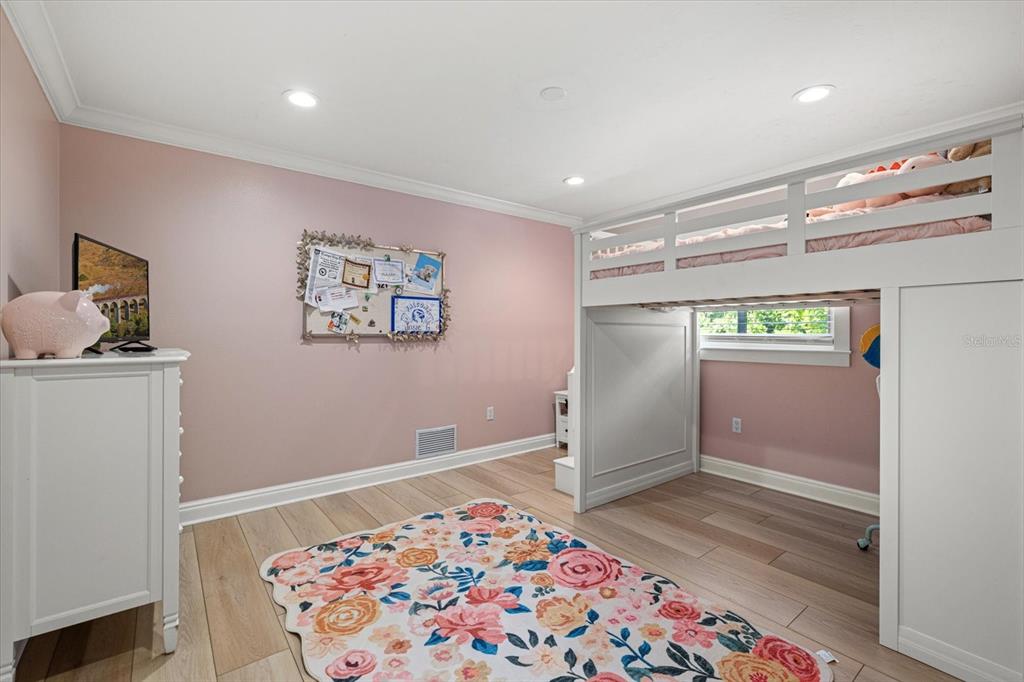 2519 Sesame Street Sarasota, FL 34231 - Photo 34 of 63