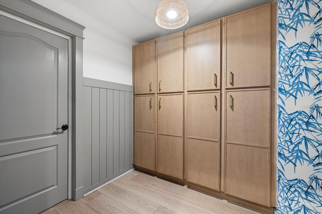 2519 Sesame Street Sarasota, FL 34231 - Photo 39 of 63