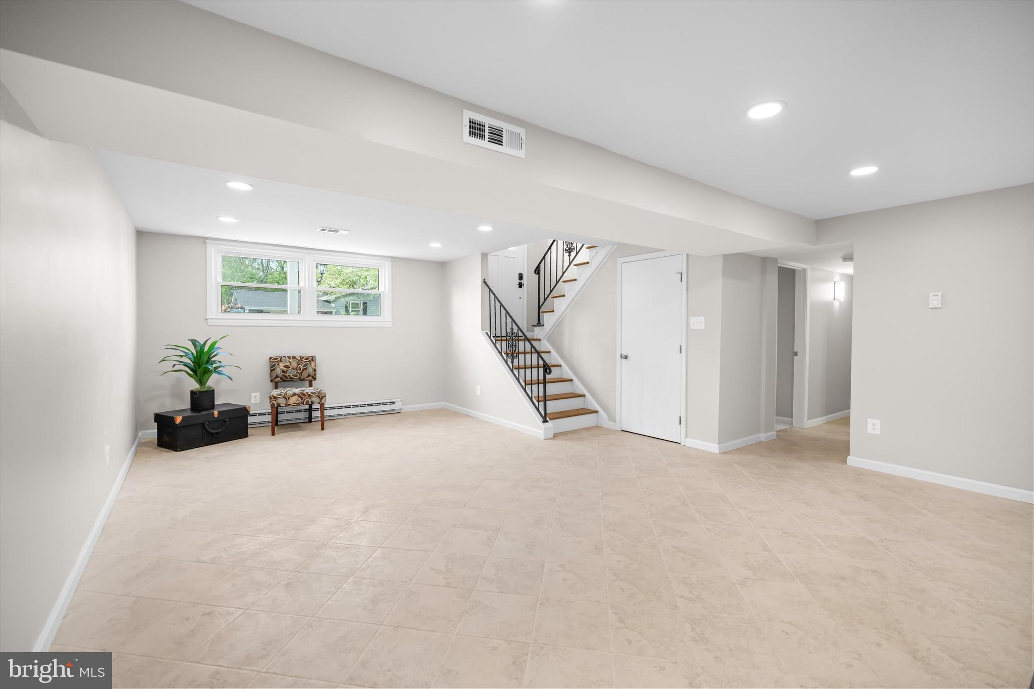 1208 East Iberia Road Sterling, VA 20164 - Photo 17 of 48