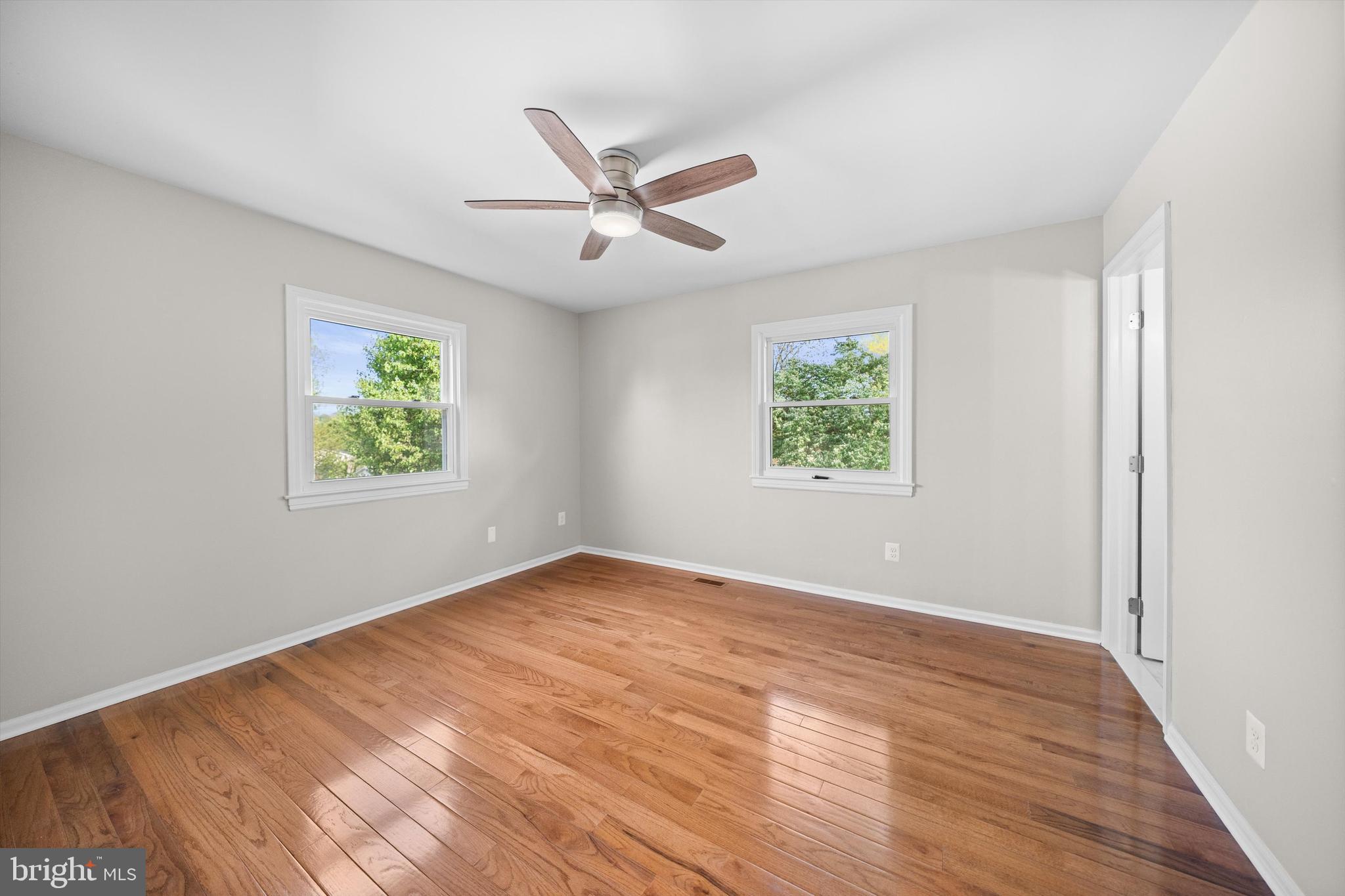 1208 East Iberia Road Sterling, VA 20164 - Photo 25 of 48