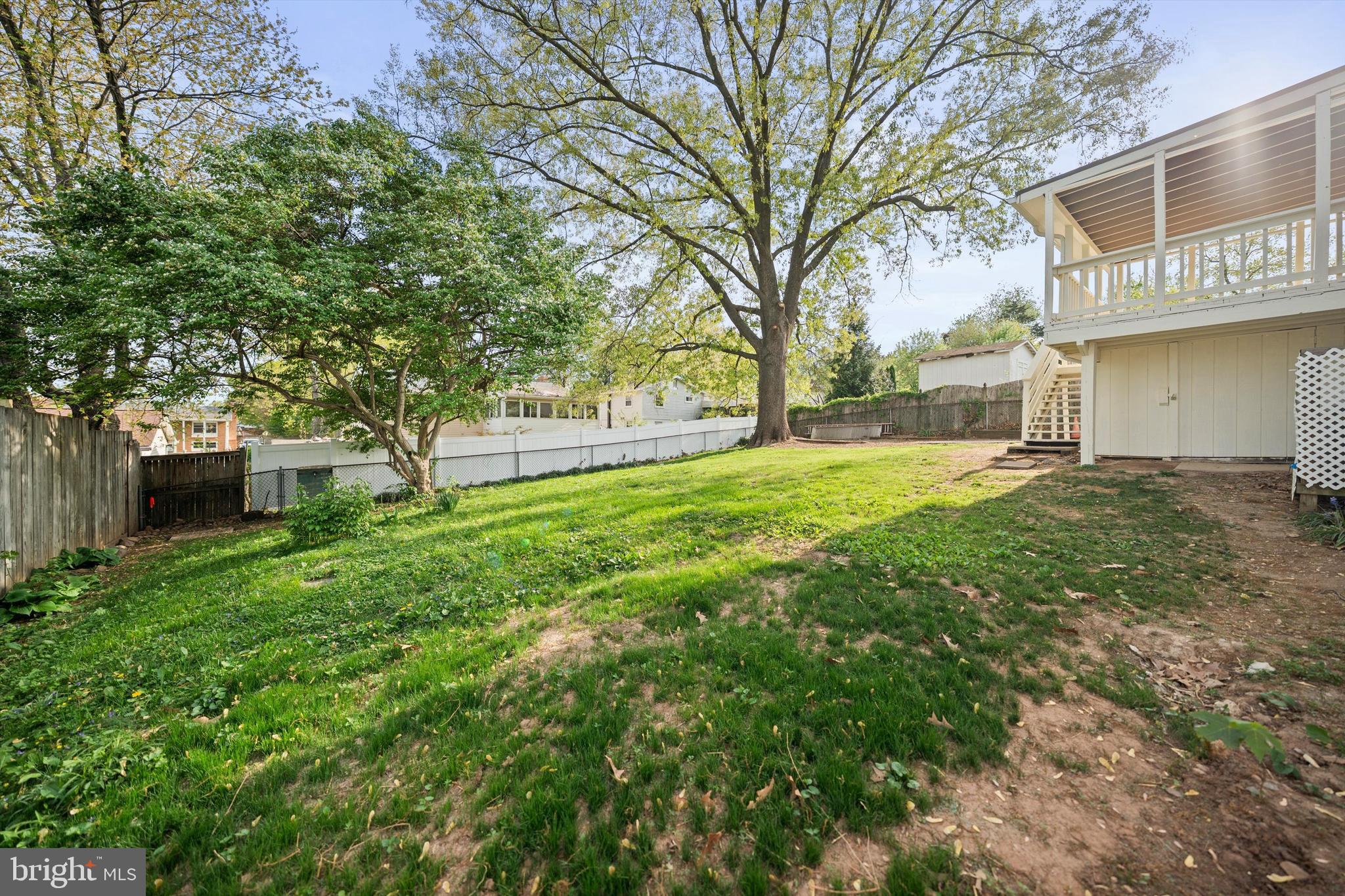 1208 East Iberia Road Sterling, VA 20164 - Photo 33 of 48