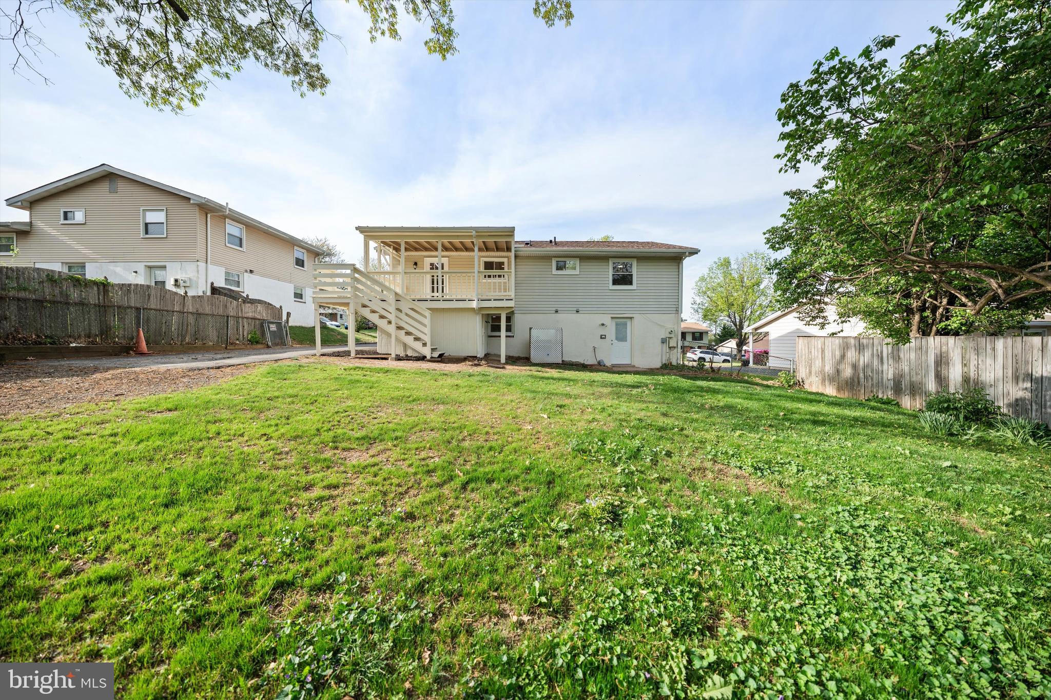 1208 East Iberia Road Sterling, VA 20164 - Photo 34 of 48