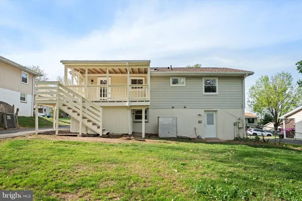 $699,900 | 1208 East Iberia Road, Sterling, VA 20164