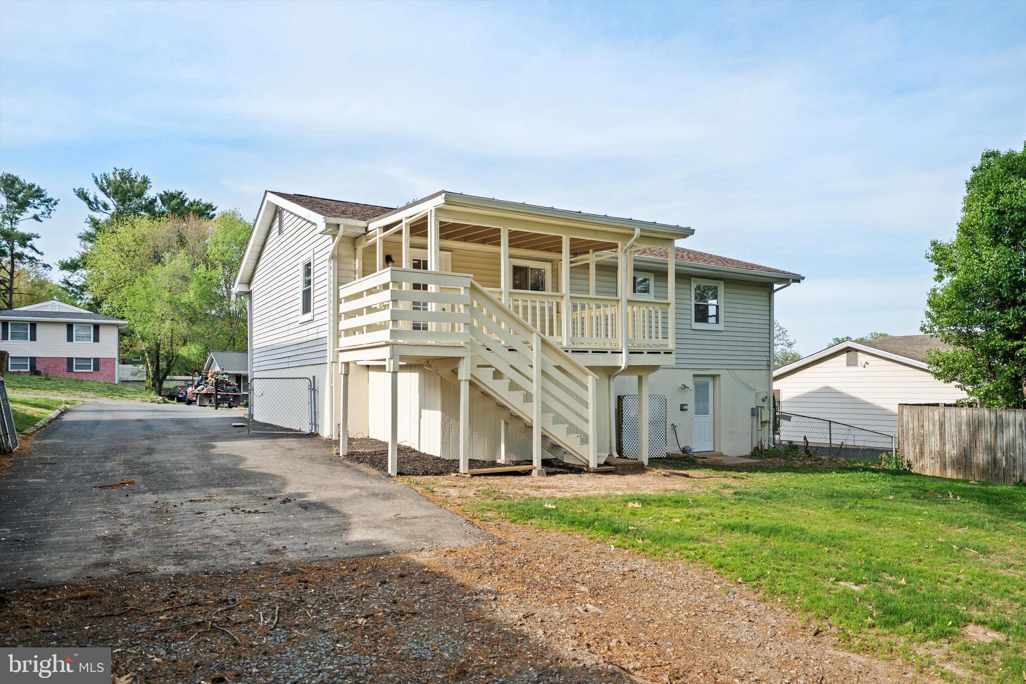 1208 East Iberia Road Sterling, VA 20164 - Photo 36 of 48