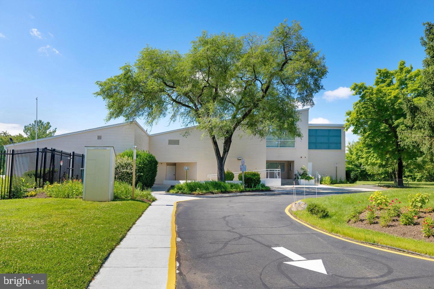 1208 East Iberia Road Sterling, VA 20164 - Photo 43 of 48 Community Center