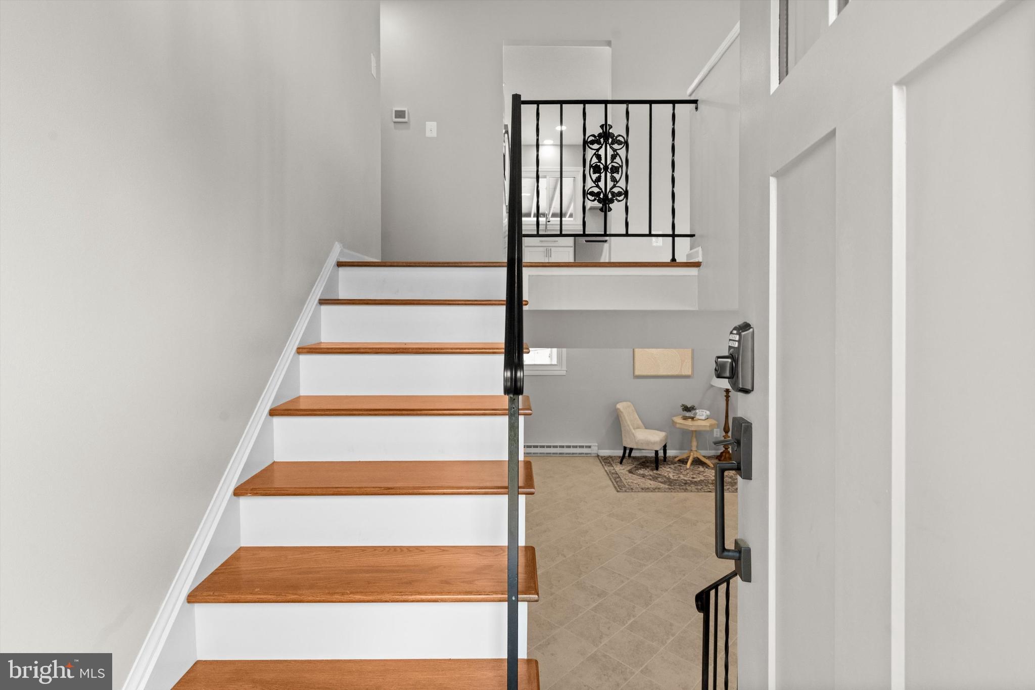 1208 East Iberia Road Sterling, VA 20164 - Photo 5 of 48