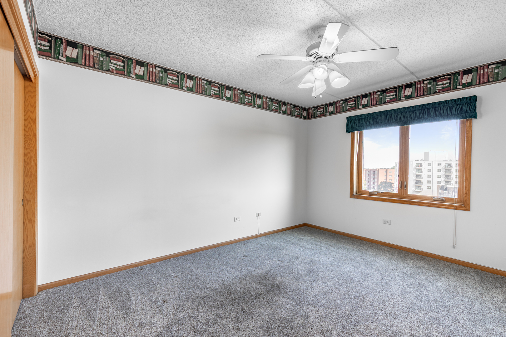 675 Pearson Street, Unit 710 Des Plaines, IL 60016 - Photo 14 of 19