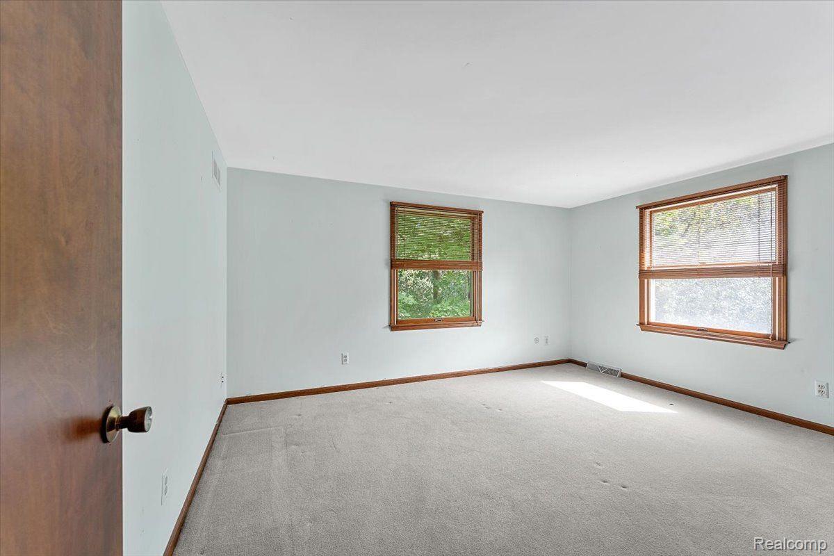 8601 Bridge Road Grosse Ile, MI 48138 - Photo 33 of 62 Gallery Image 33