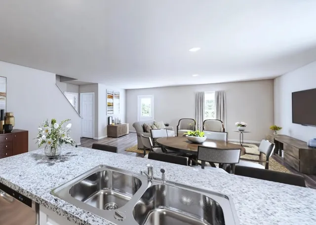 $289,990 | 245 Northpointe Avenue, La Grange, TX 78945