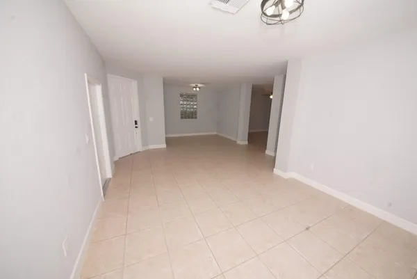 $3,100 | 5095 Rambler Rose Way, West Palm Beach, FL 33415