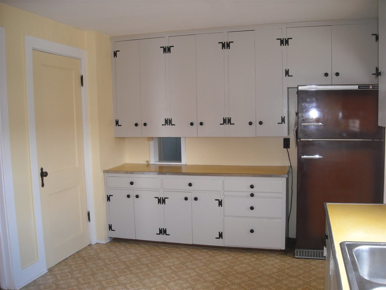 7644 Homestead Road Benzonia, MI 49616 - Photo 8 of 51 1798406-7.JPG