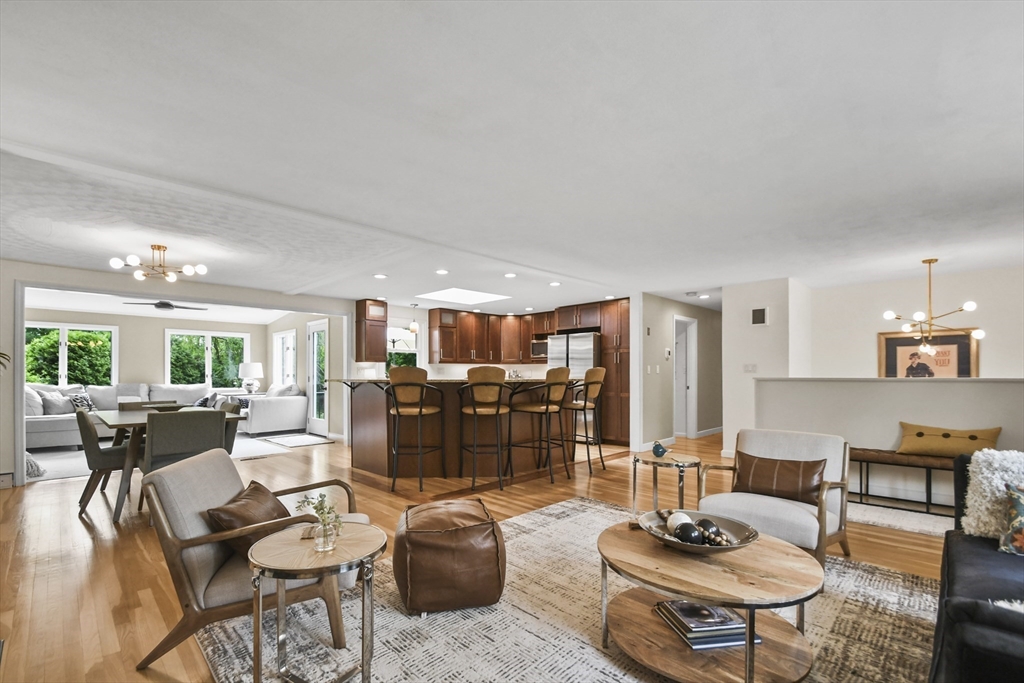 58 Upton Road Westborough, MA 01581 - Photo 4 of 42 Gallery Image 4