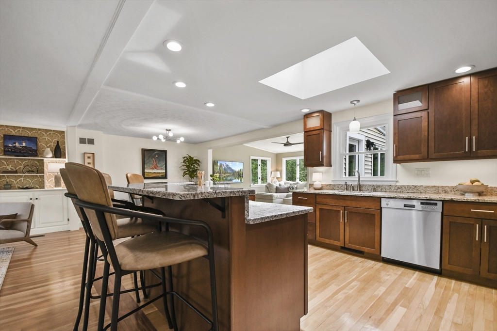 58 Upton Road Westborough, MA 01581 - Photo 8 of 42 Gallery Image 8