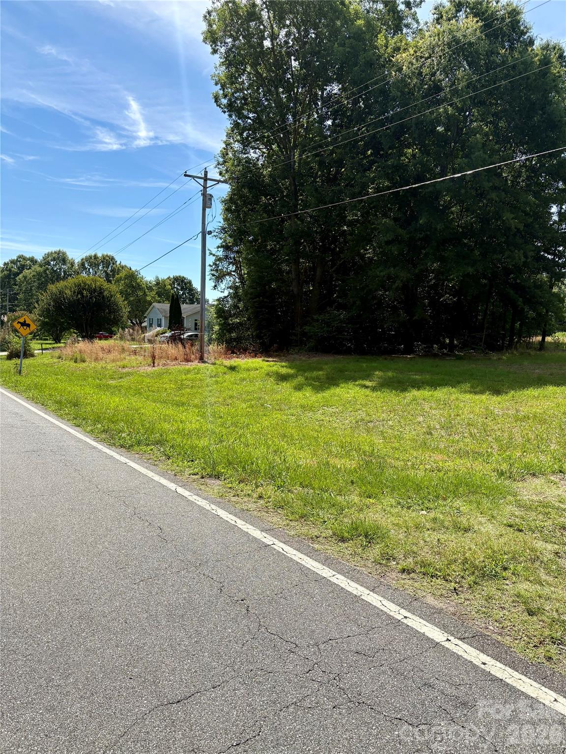 1323 Hill Road Lincolnton, NC 28092 - Photo 2 of 14