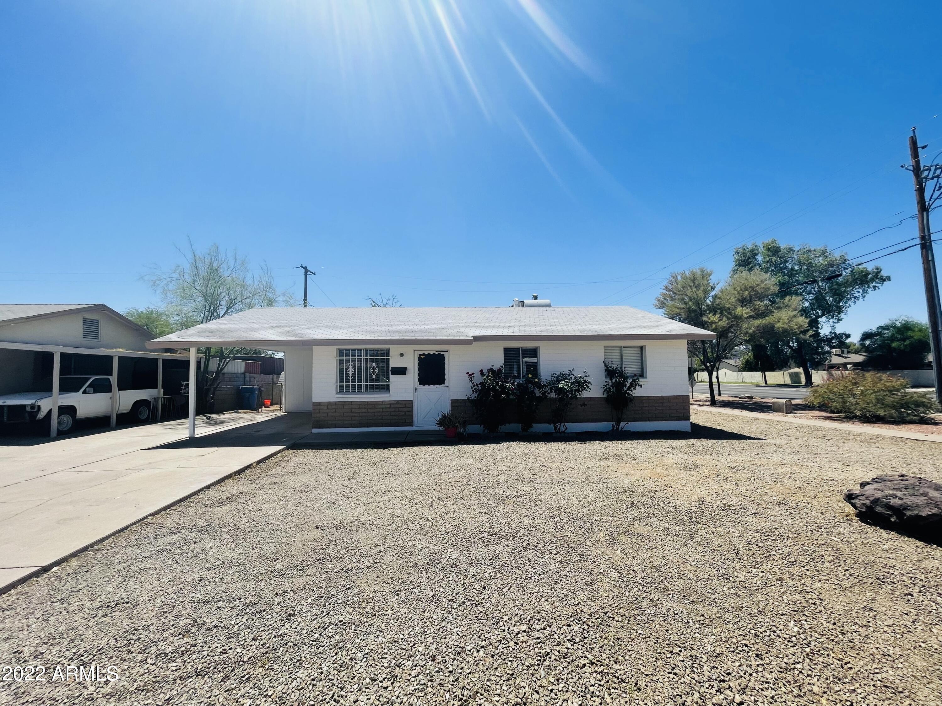 6633 West Osborn Road Phoenix, AZ 85033 - Photo 3 of 28 56B7A198-EF6B-4C1A-B498-3224F94A48A0