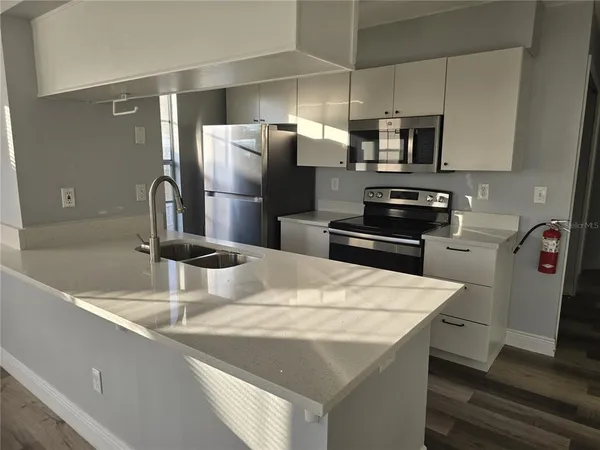 $1,880 | 2494 Sweetwater Club Circle, Unit 52, Kissimmee, FL 34746