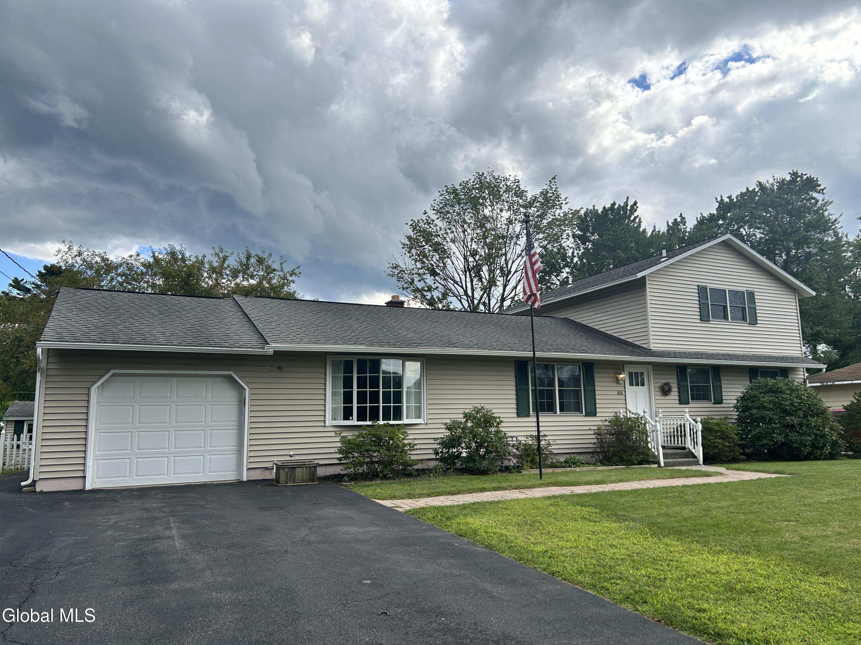 55 Vly Road Colonie, NY 12205 - Photo 2 of 48 IMG_6828