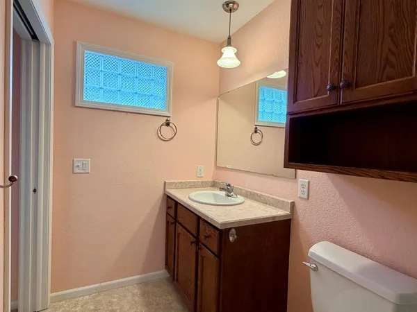 $350,000 | 826 North Mc Kay Avenue Northeast, Alexandria, MN 56308