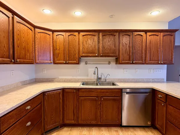 $350,000 | 826 North Mc Kay Avenue Northeast, Alexandria, MN 56308