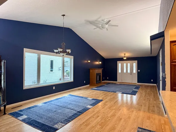 $350,000 | 826 North Mc Kay Avenue Northeast, Alexandria, MN 56308