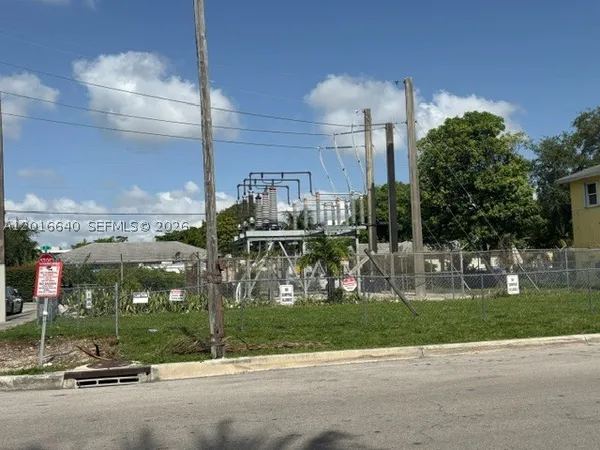 $348,000 | 193 Northwest 16th Street, Miami, FL 33136
