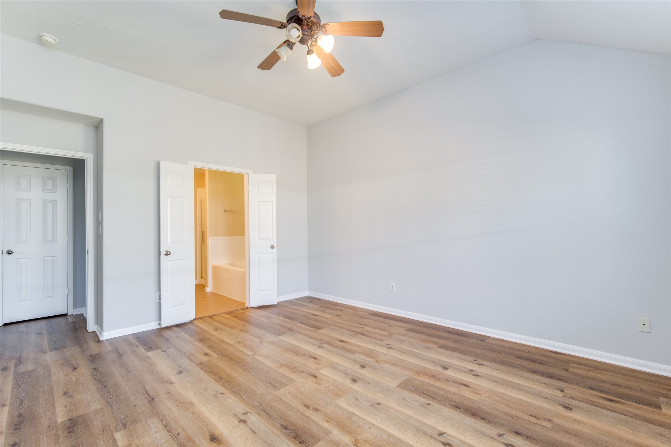 14510 Windmill Meadows Court Houston, TX 77082 - Photo 21 of 39 a view of empty room with wooden floor