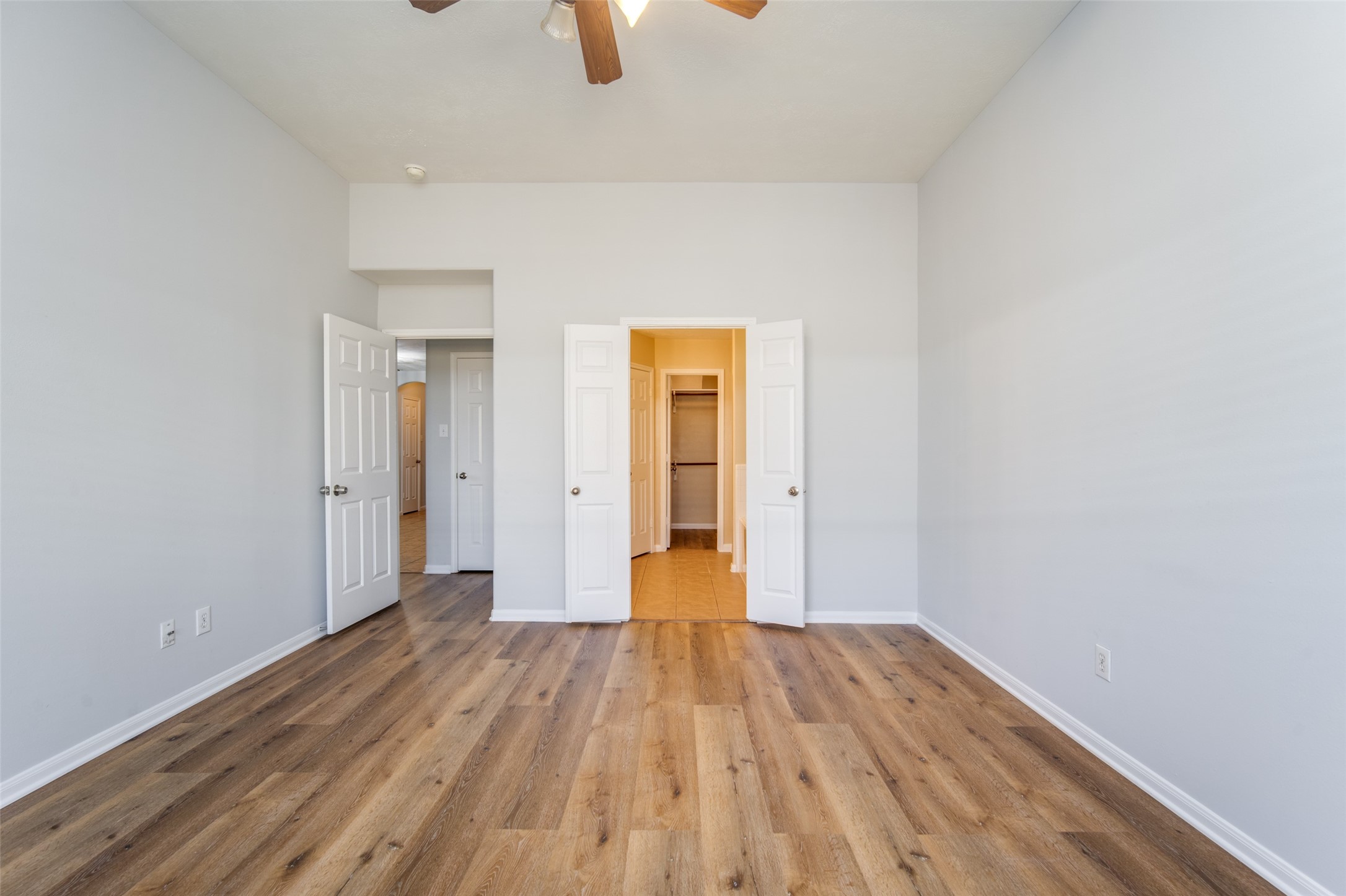 14510 Windmill Meadows Court Houston, TX 77082 - Photo 22 of 39 a view of a room with wooden floor