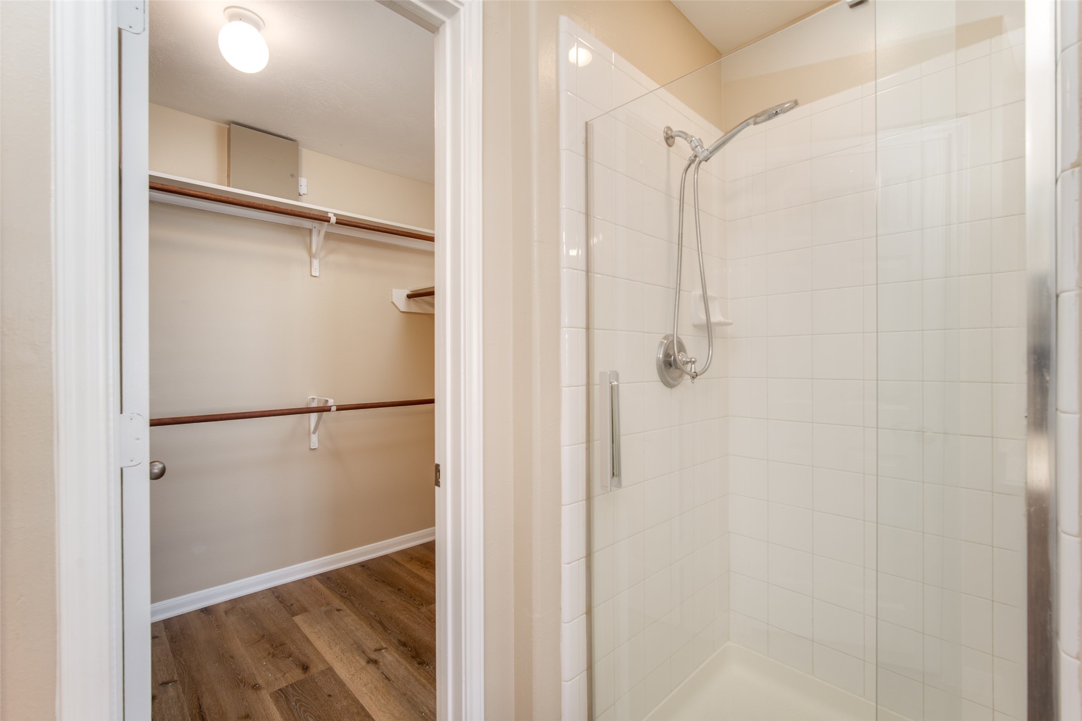 14510 Windmill Meadows Court Houston, TX 77082 - Photo 25 of 39 a bathroom with a shower