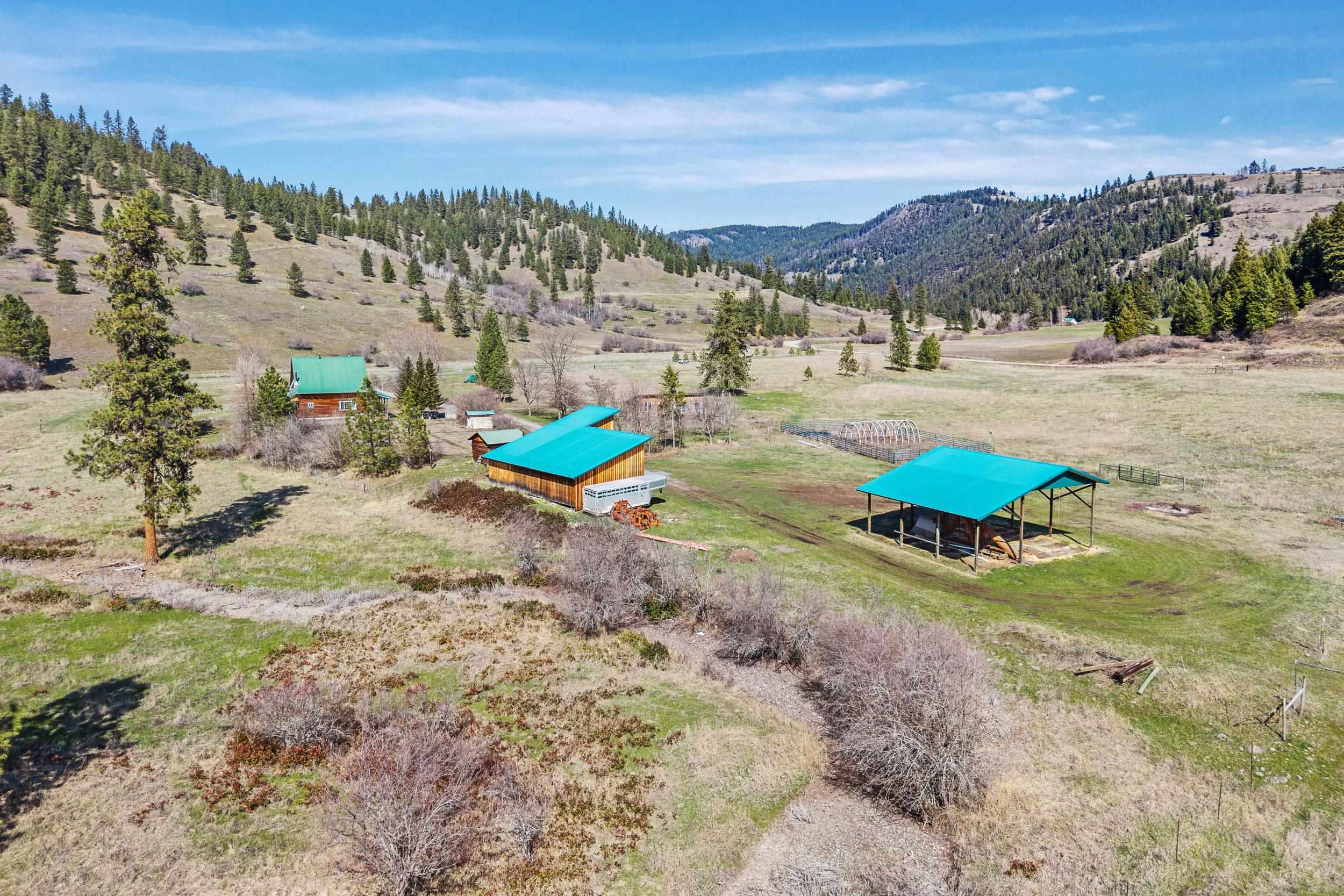 3019 Pierre Lake Road Kettle Falls, WA 99141 - Photo 2 of 31 Gallery Image 2