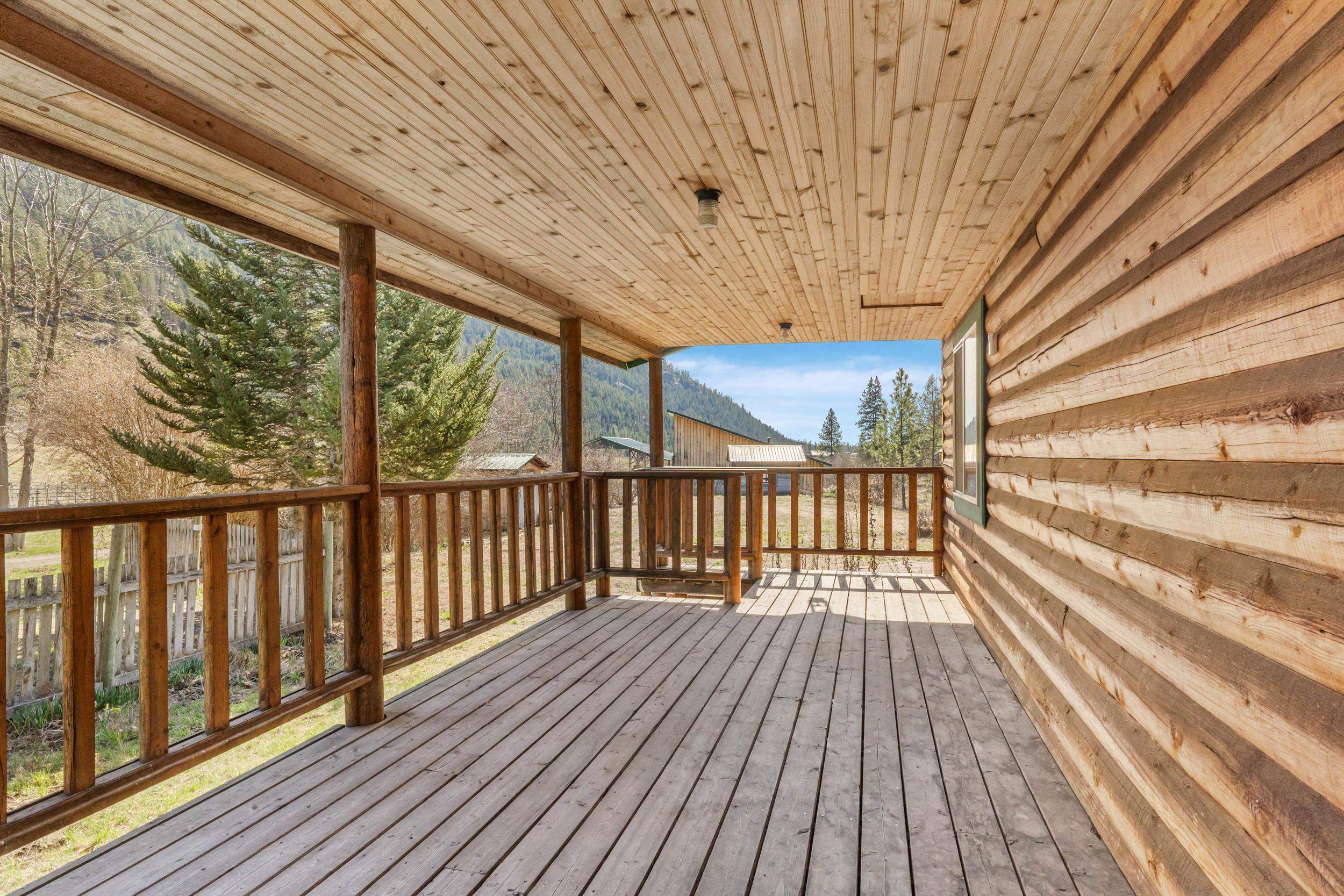 3019 Pierre Lake Road Kettle Falls, WA 99141 - Photo 4 of 31 Gallery Image 4