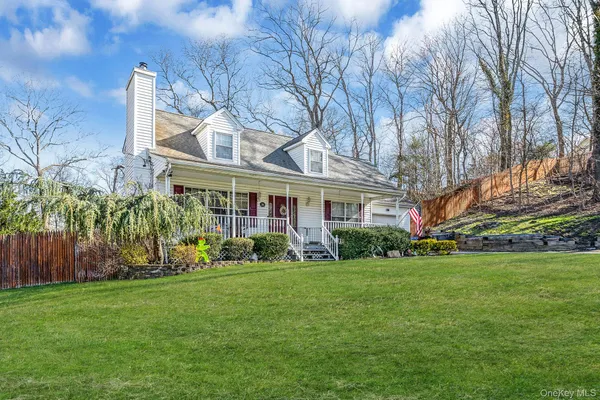 $639,999 | 36 Aloma Road, Rocky Point, NY 11778