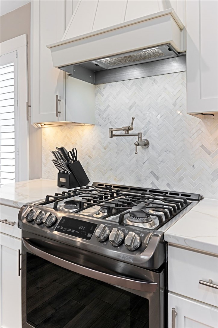 29 Burnett Road Warwick, RI 02889 - Photo 20 of 49