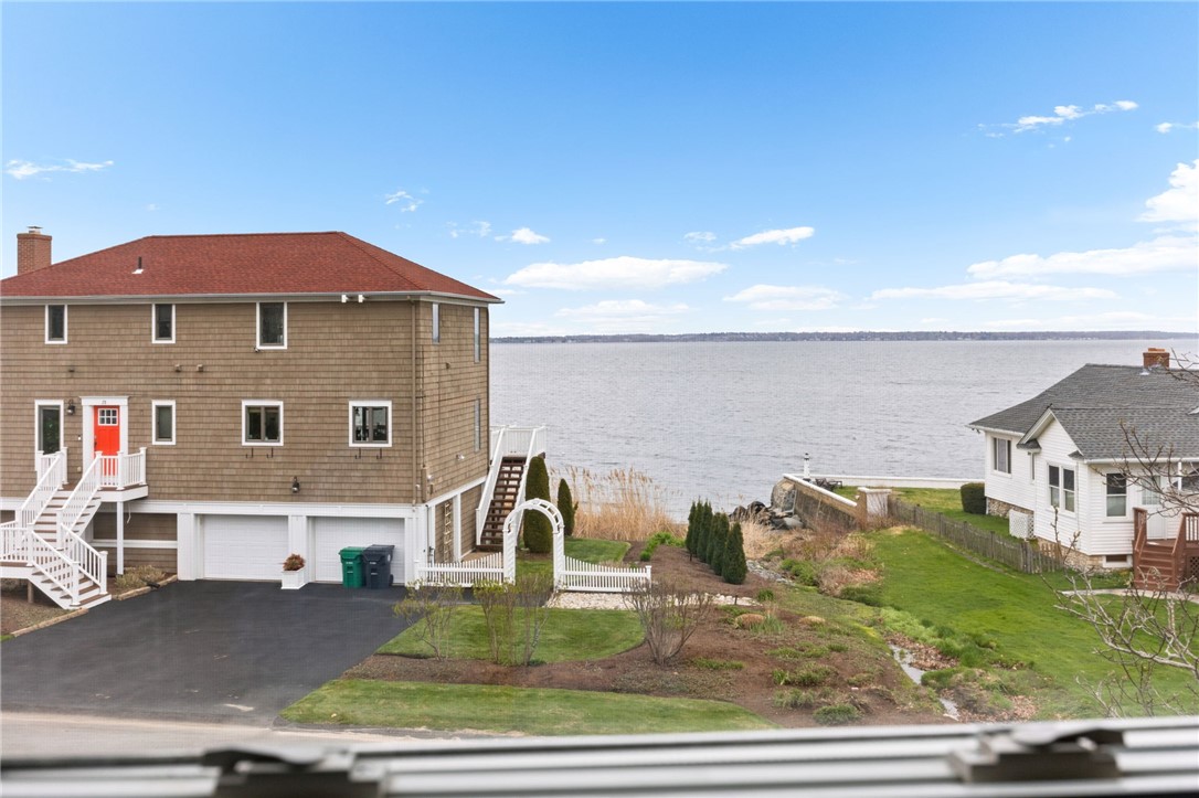 29 Burnett Road Warwick, RI 02889 - Photo 28 of 49