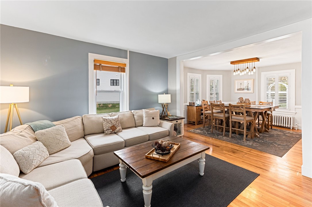 29 Burnett Road Warwick, RI 02889 - Photo 9 of 49