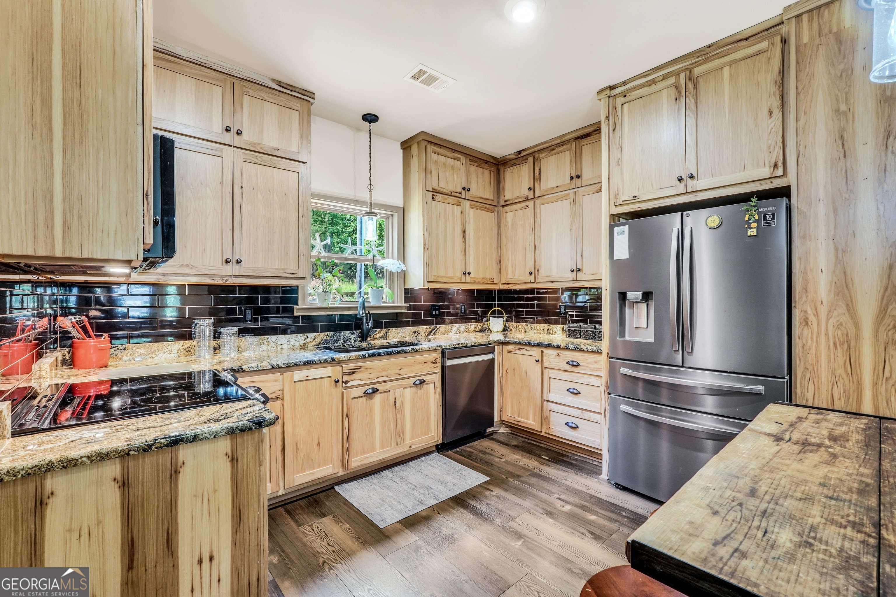 184 Bradley Road Jackson, GA 30233 - Photo 14 of 90