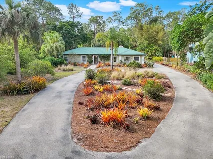 $999,999 | 5248 Coral Wood Drive, Naples, FL 34119