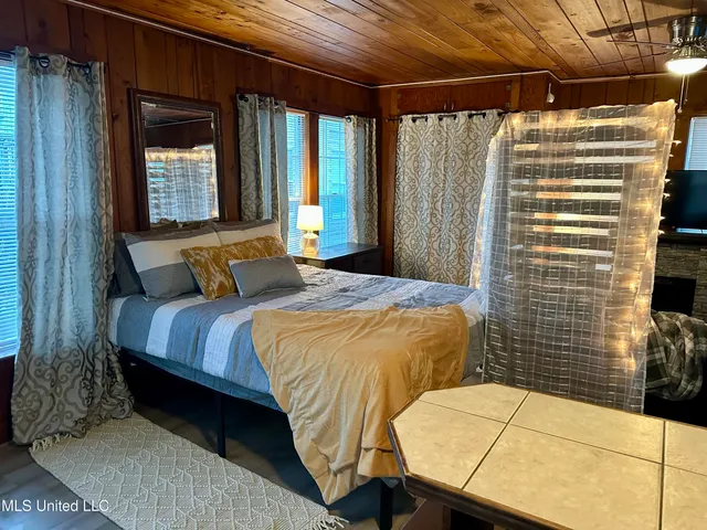 $1,400 | 4022 North State Street, Jackson, MS 39206