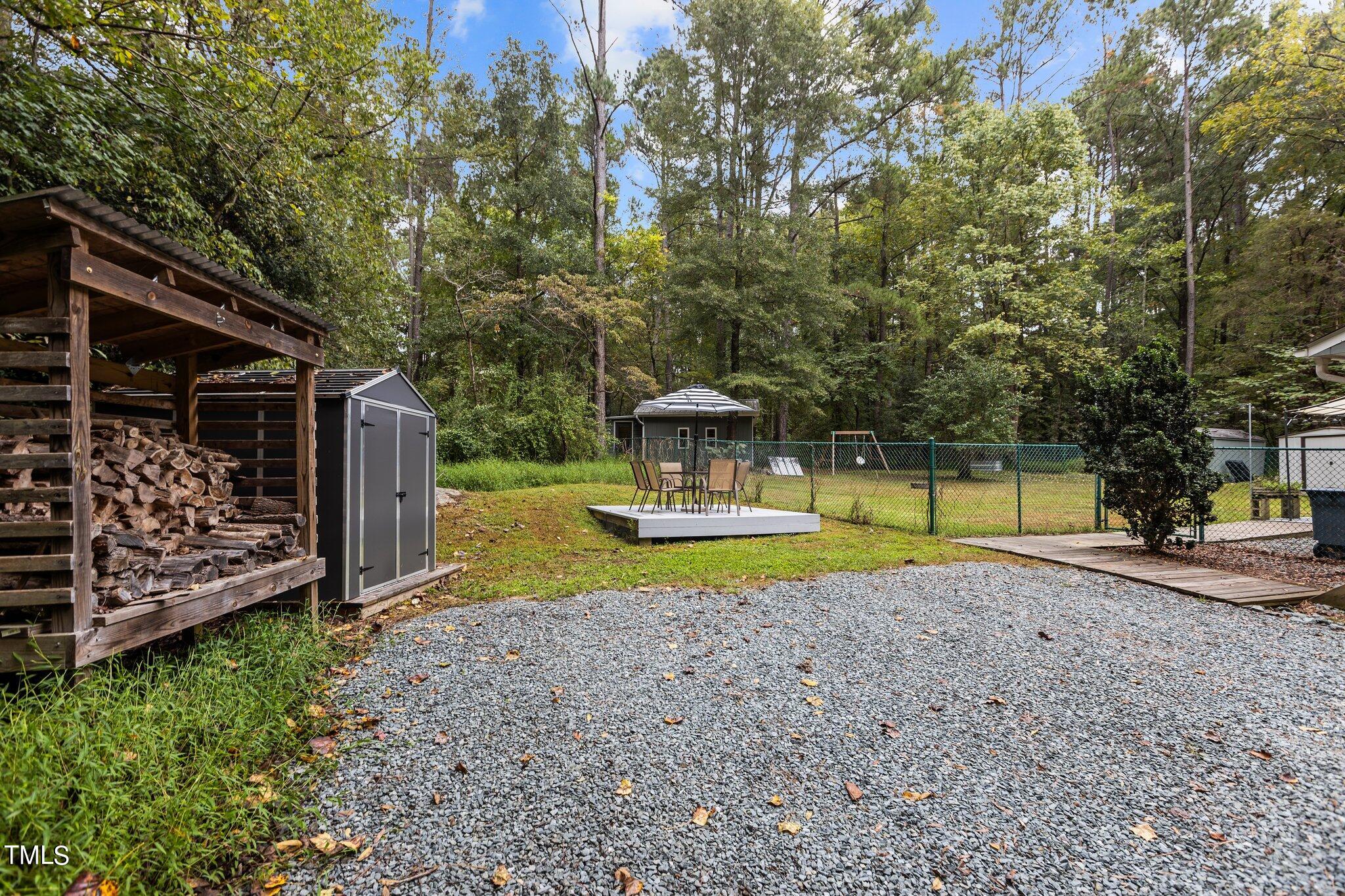 437 Robin Road Chapel Hill, NC 27516 - Photo 27 of 46 43-web-or-mls-IMGL9566