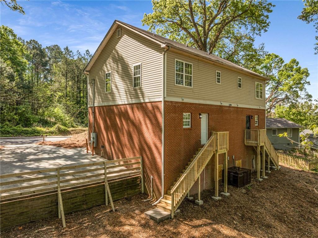 2351 Perry Boulevard Northwest Atlanta, GA 30318 - Photo 30 of 32