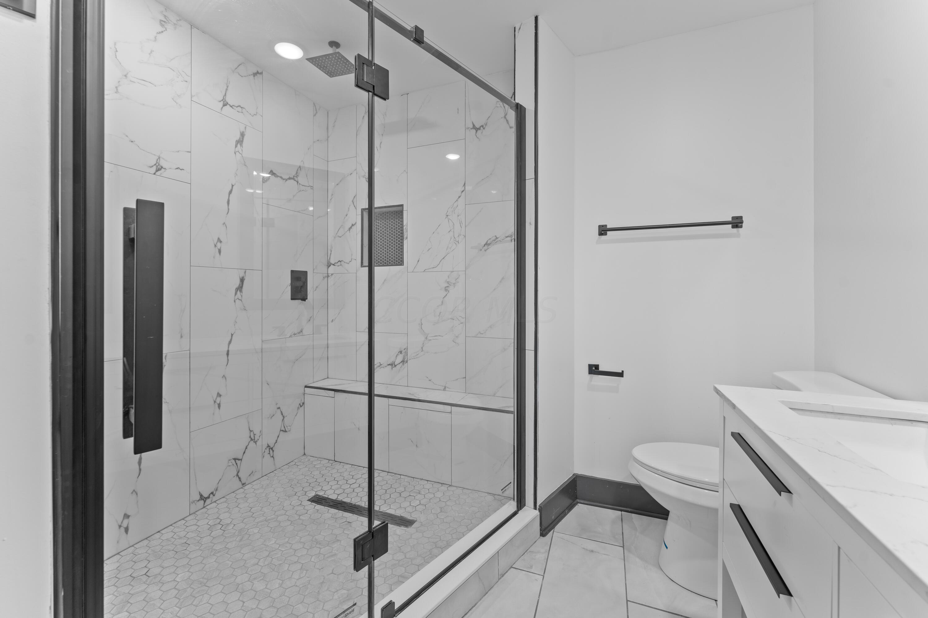 3290 South Old 3C Road Galena, OH 43021 - Photo 20 of 62 Master Bath