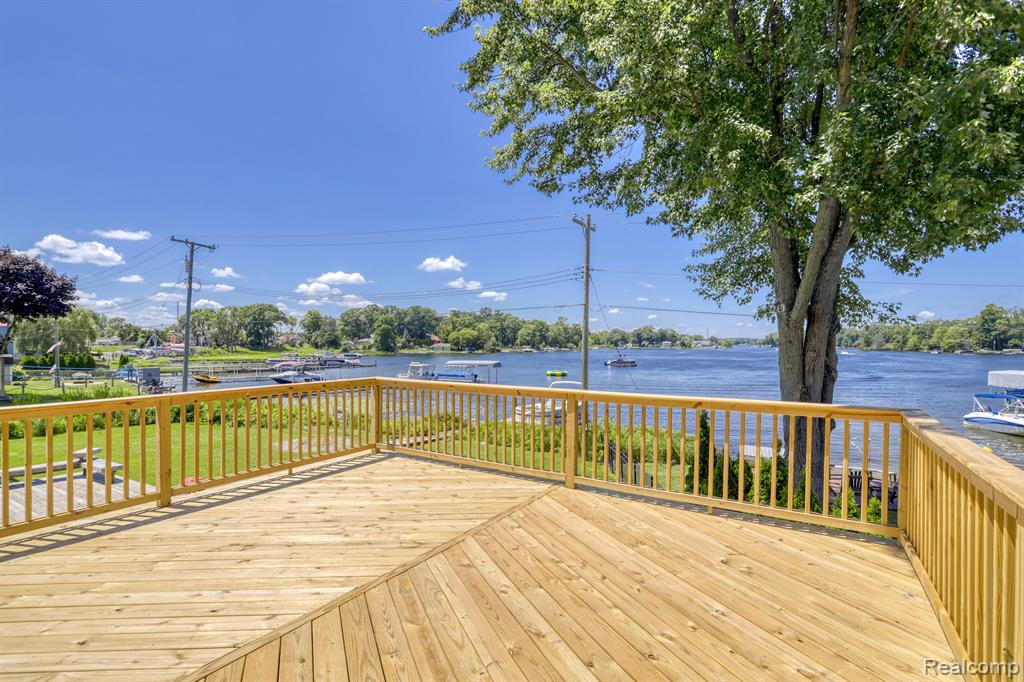 1794 South Hughes Road Brighton, MI 48114 - Photo 37 of 41